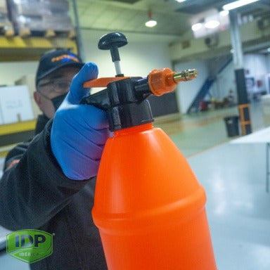 Pulverizador 2 L., maquinaria de limpieza industrial IDP para pavimentos